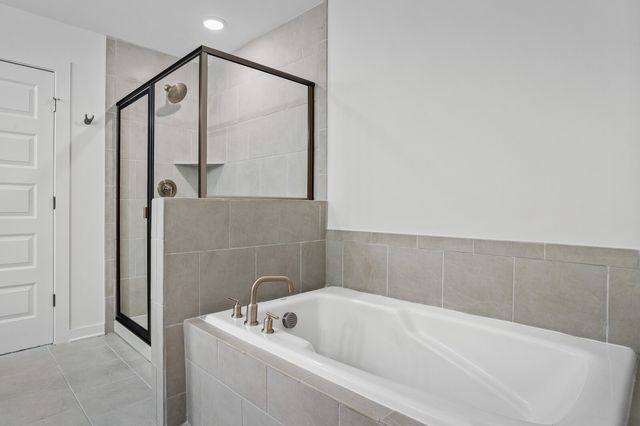 2155 Arrington Drive, White House, TN 37188