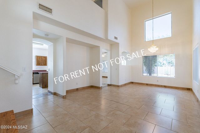 7442 W Sonesta Drive, Tucson, AZ 85743