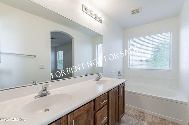 7442 W Sonesta Drive, Tucson, AZ 85743