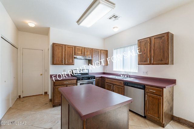 7442 W Sonesta Drive, Tucson, AZ 85743