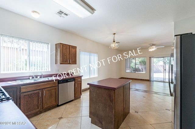 7442 W Sonesta Drive, Tucson, AZ 85743