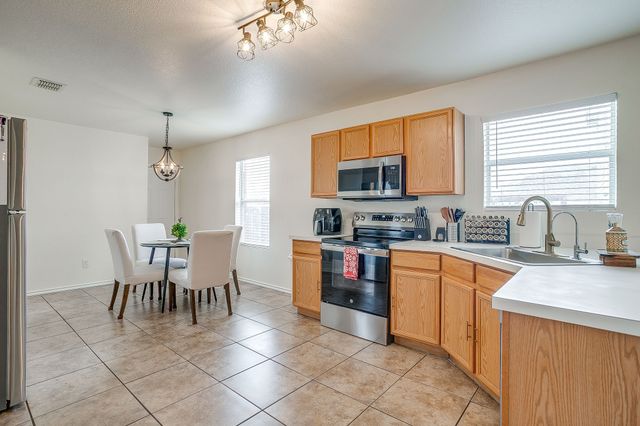 6612 Meadow Way Lane, Fort Worth, TX 76179