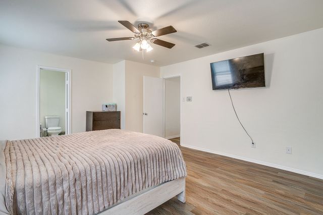 6612 Meadow Way Lane, Fort Worth, TX 76179