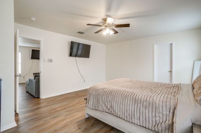 6612 Meadow Way Lane, Fort Worth, TX 76179