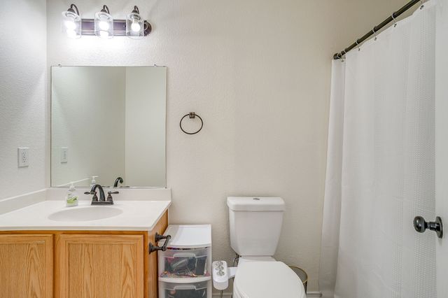 6612 Meadow Way Lane, Fort Worth, TX 76179