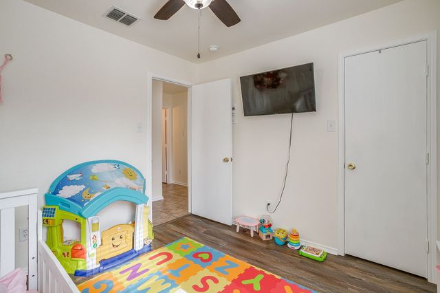 6612 Meadow Way Lane, Fort Worth, TX 76179