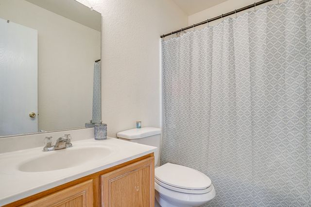 6612 Meadow Way Lane, Fort Worth, TX 76179