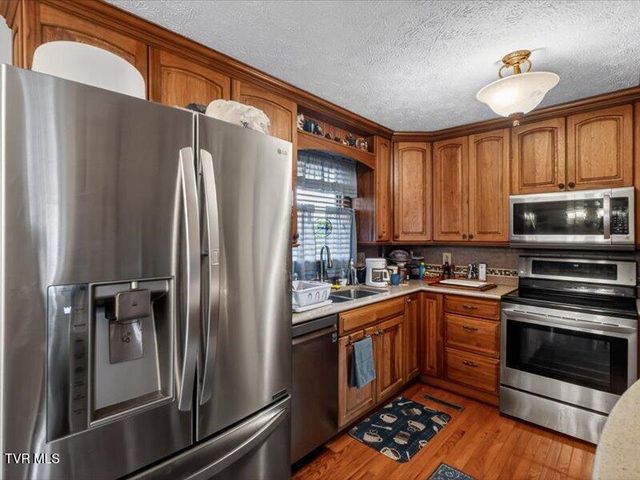 529 Old Gray Station Road, Gray, TN 37615