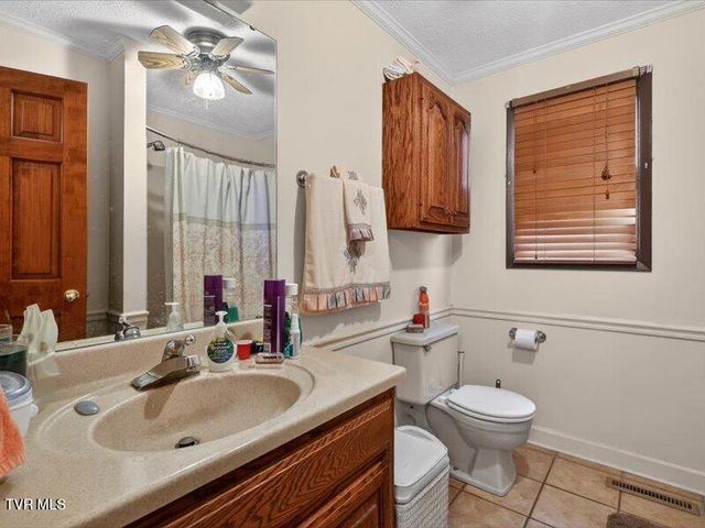 529 Old Gray Station Road, Gray, TN 37615