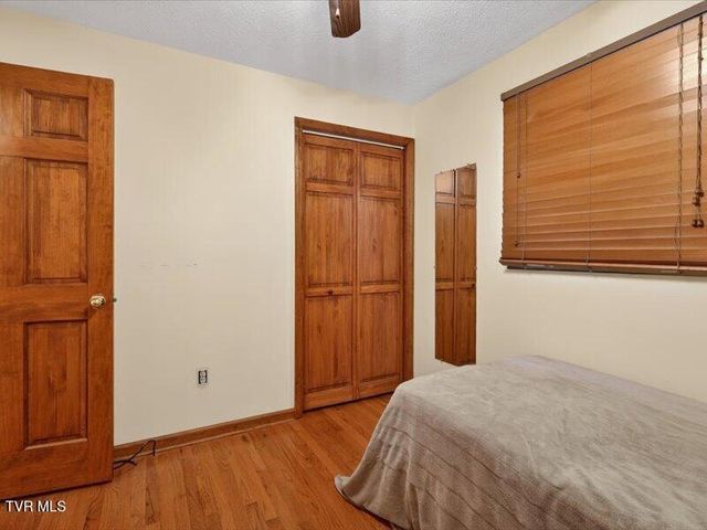 529 Old Gray Station Road, Gray, TN 37615