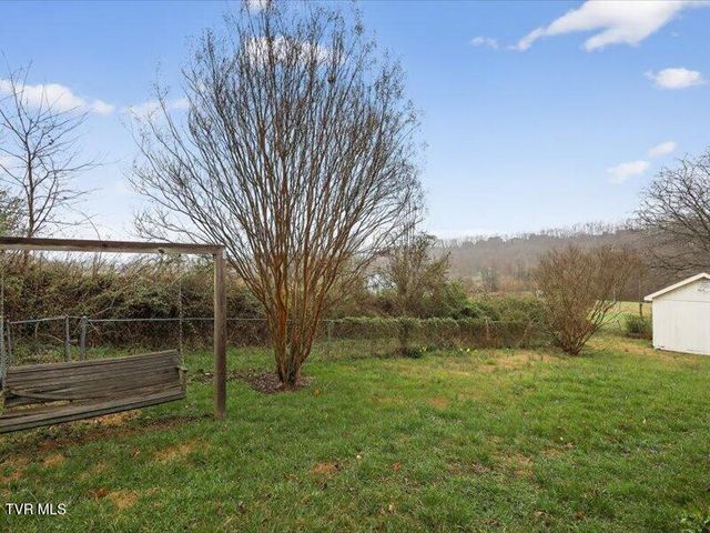 529 Old Gray Station Road, Gray, TN 37615