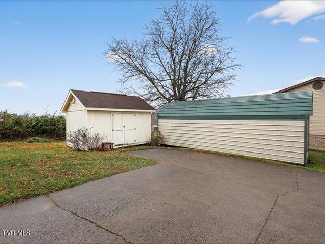 529 Old Gray Station Road, Gray, TN 37615