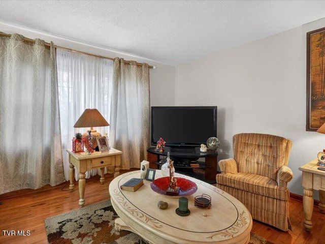 529 Old Gray Station Road, Gray, TN 37615