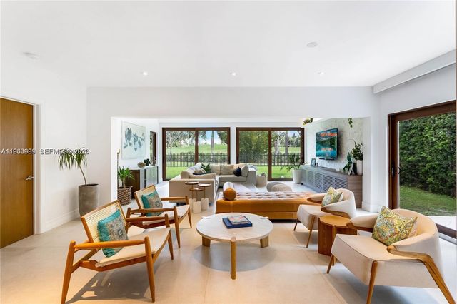 5911 Alton Rd, Miami Beach, FL 33140