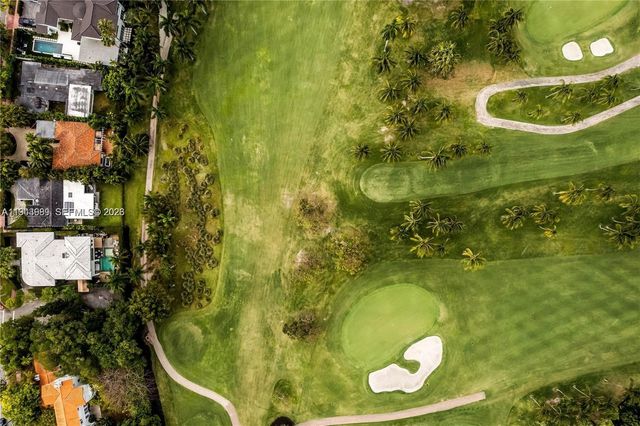 5911 Alton Rd, Miami Beach, FL 33140