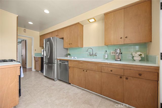 837 S Reseda Street, Anaheim, CA 92806