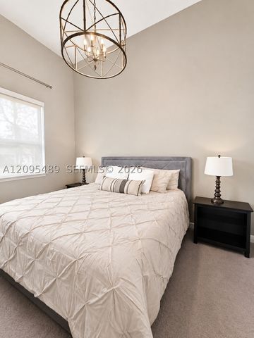 403 S Sapodilla Ave 104, West Palm Beach, FL 33401