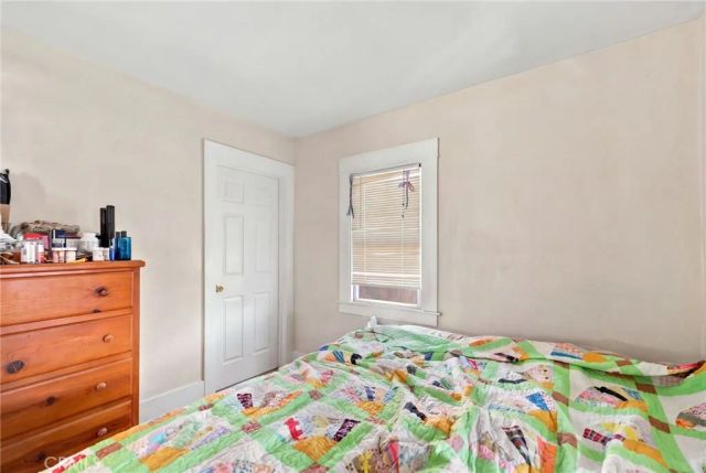 1019 W Pine Street, Santa Ana, CA 92703