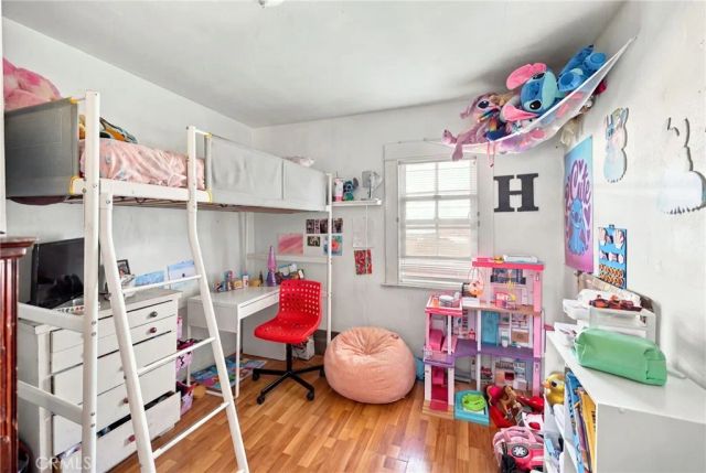 1019 W Pine Street, Santa Ana, CA 92703