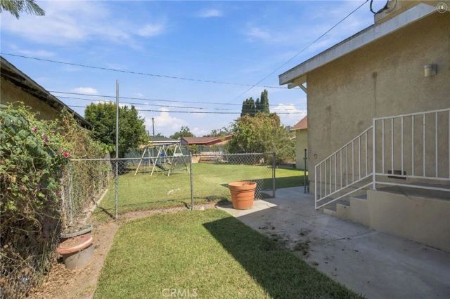 1019 W Pine Street, Santa Ana, CA 92703
