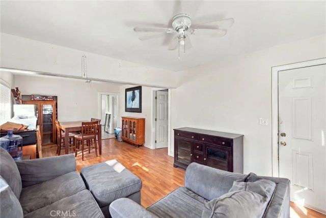 1019 W Pine Street, Santa Ana, CA 92703