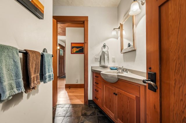 12278 Cement Hill Rd, Nevada City, CA 95959