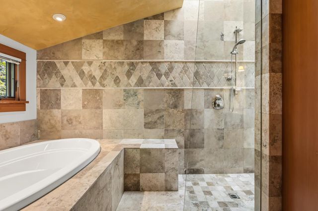 12278 Cement Hill Rd, Nevada City, CA 95959