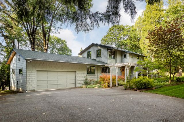 12278 Cement Hill Rd, Nevada City, CA 95959