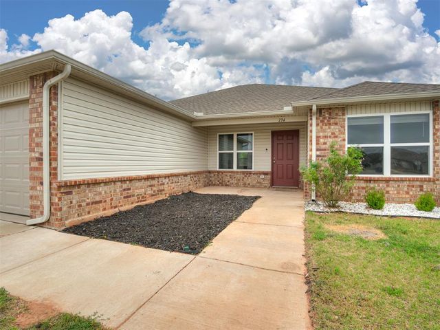 734 W Lola Drive, Mustang, OK 73064