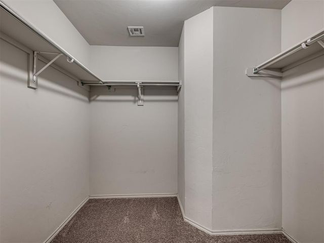 734 W Lola Drive, Mustang, OK 73064