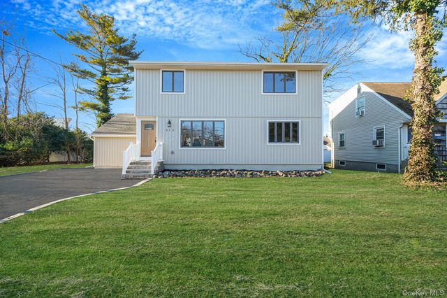 212 Babylon Turnpike, Merrick, NY 11566