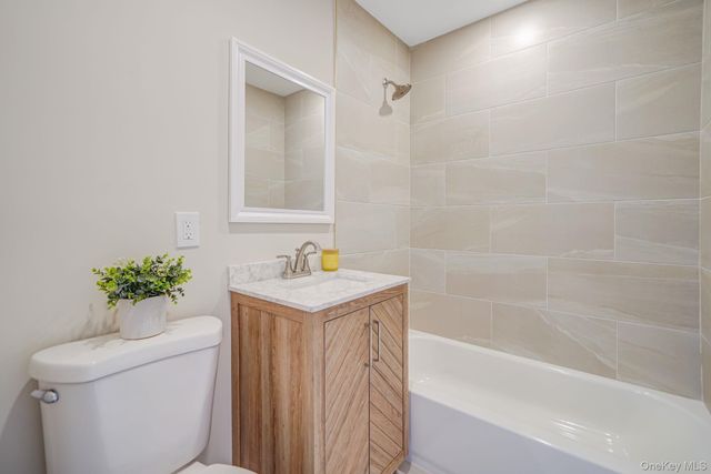 212 Babylon Turnpike, Merrick, NY 11566