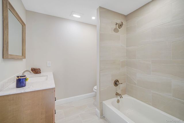 212 Babylon Turnpike, Merrick, NY 11566