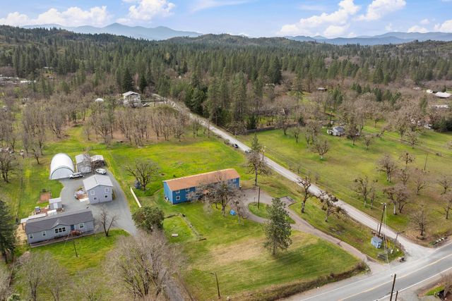 3361 Camp Joy Road, Grants Pass, OR 97526