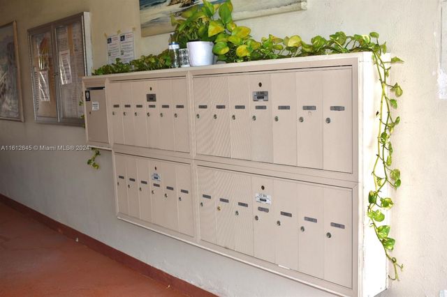 5300 Washington St D309, Hollywood, FL 33021