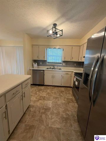 105 Candy Court, Radcliff, KY 40160