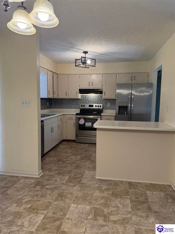 105 Candy Court, Radcliff, KY 40160