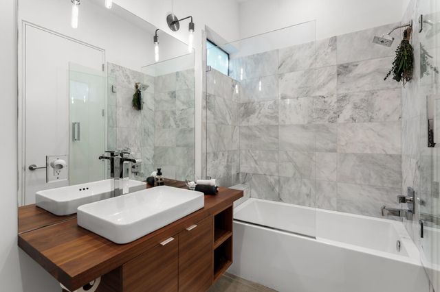 1707 Willow ST, Austin, TX 78702