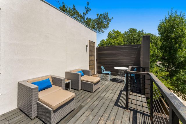 1707 Willow ST, Austin, TX 78702