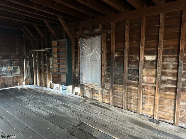 197 E Mill Rd, Washington Twp., NJ 07853