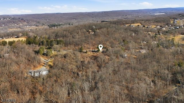 197 E Mill Rd, Washington Twp., NJ 07853