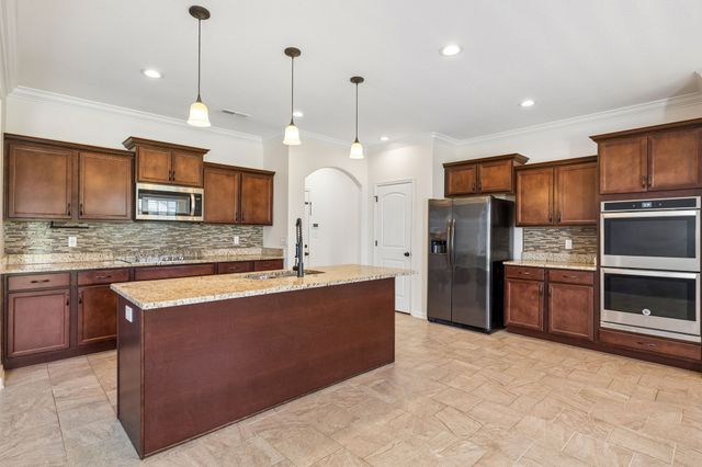 1434 Millet Dr, Clarksville, TN 37040