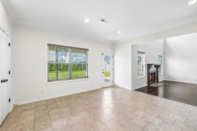 1434 Millet Dr, Clarksville, TN 37040