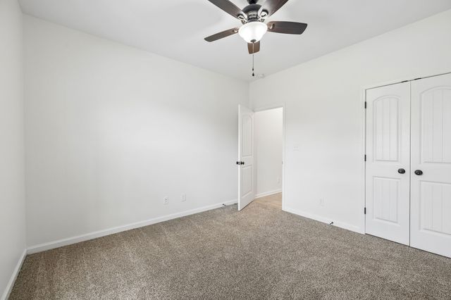 1434 Millet Dr, Clarksville, TN 37040