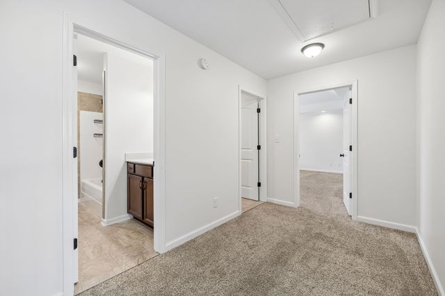 1434 Millet Dr, Clarksville, TN 37040