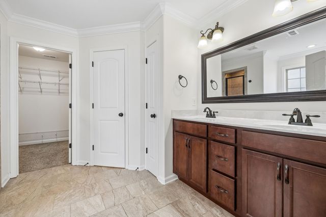 1434 Millet Dr, Clarksville, TN 37040