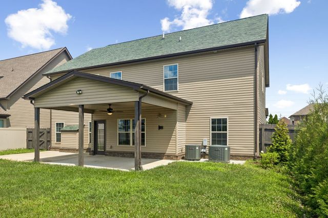1434 Millet Dr, Clarksville, TN 37040