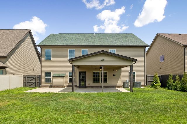 1434 Millet Dr, Clarksville, TN 37040