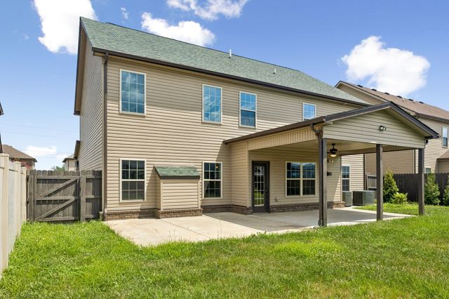 1434 Millet Dr, Clarksville, TN 37040