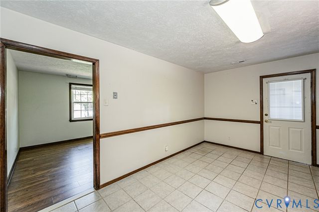 1905 Evanrude Ct, Sandston, VA 23150